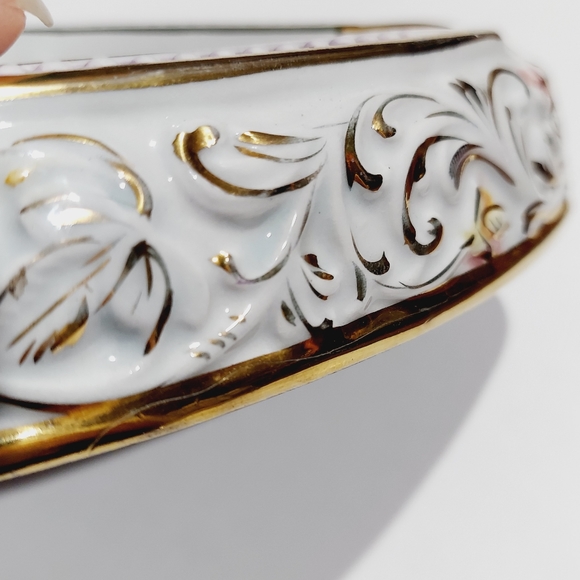 Vintage midcentury Capodimonte Italy cherub ashtray Italian porcelain ashtray - Picture 12 of 13